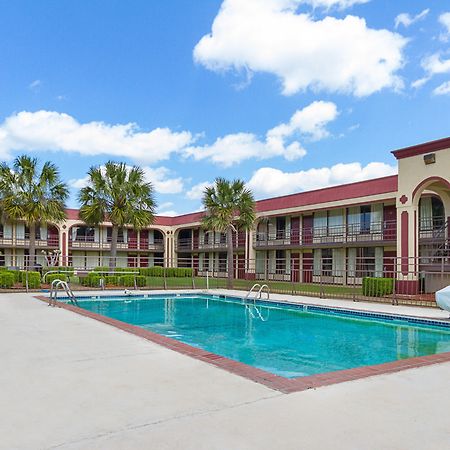 Red Roof Inn Montgomery - Midtown Экстерьер фото